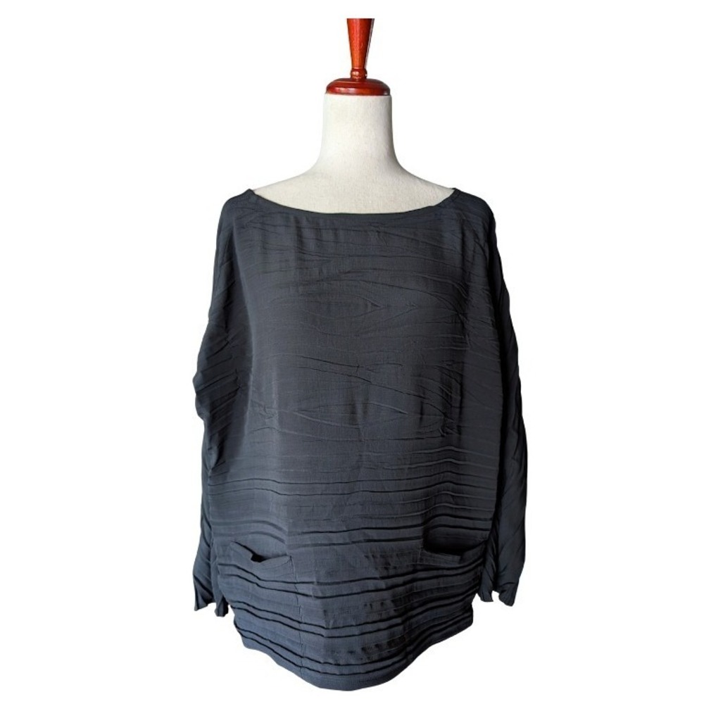 Babette San Francisco Black Pleated Crinkle Boxy Boat Neck Top Pockets